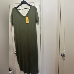 Olive Green Maxi Dress 2XL super soft with side slits NWT